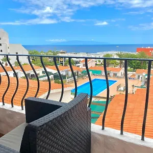 adeje-beach-apartament-parking.adeje-hotels.com/